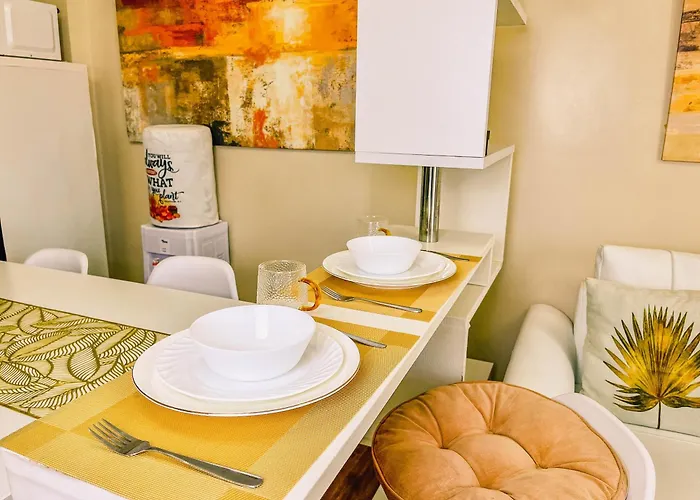 Apartamento Modern 2 Bedroom With Balcony - Free Pool & Gym *