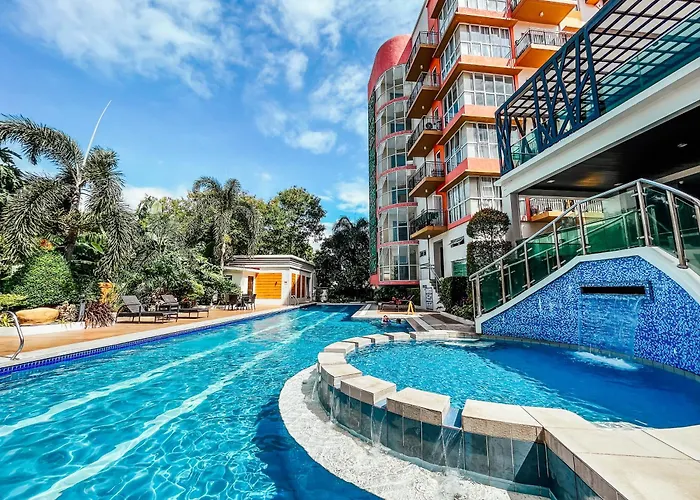 Modern 2 Bedroom With Balcony - Free Pool & Gym